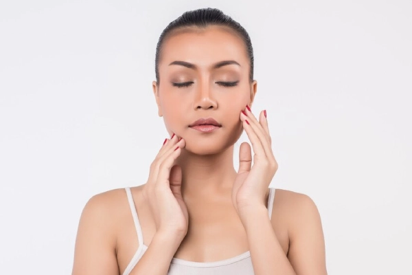 Firms Lax Skin